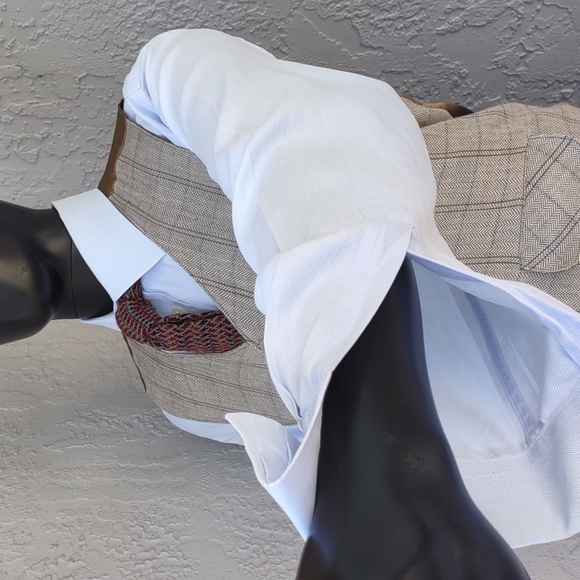 BOGARI STUDIO MEN'S (5) BUTTON LUXURY BEST VEST 🦺 - Picture 5 of 17